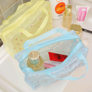 TAS KOSMETIK WATERPROOF TRANSPARAN