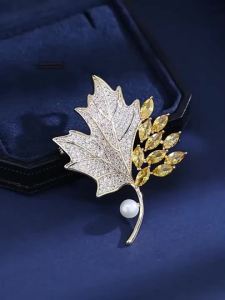 Crystal Maple Leaf Brooch Pearl Rhinestone Elegant Fashion Jewelry