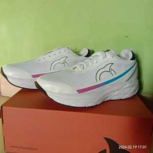 SEPATU LARI / SEPATU RUNNING ORTUSEIGHT HYPERGLIDE 2.0 - WHITE / YELLOW / ORTRED