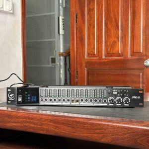 Vang cơ MTMAX JBK01 – Vang Cơ Cho Hệ Thống Âm Thanh Chuyên Nghiệp Bộ Điều Khiển Đồng Bộ Kênh Dsp 31 Băng Tần Mang Lại Sự Linh Hoạt Trong Việc Điều Chỉnh Âm Thanh