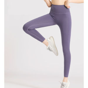 กางเกงโยคะผู้หญิง สไตล์ซัมเมอร์ ใหม่ กางเกงกีฬาเอวสูง ระบายอากาศได้ดี ยกสะโพก ไร้ตะเข็บ กระชับหน้าท้อง มี 7 สี จัดส่งจากกรุงเทพฯ