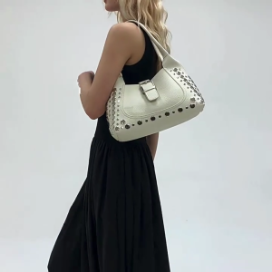 Retro lấy cảm hứng từ túi xách với chất liệu da PU và đinh tán chi tiết túi đeo vai dung tích lớn nách ví cho người yêu thời trang