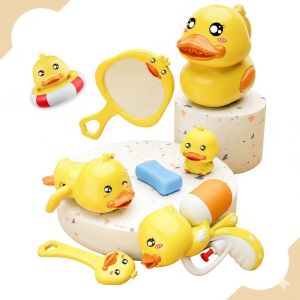 Đồ Chơi Bộ Vịt Vàng Nhà Tắm - Vịt Dây Cót Chèo Thuyền Phun Nước Mới Nhất 2026