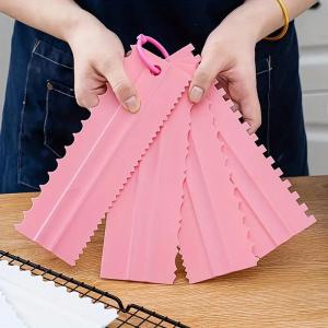 Bộ 4 dụng cụ phủ kem bánh dụng cụ trang trí bánh bằng nhựa PS dụng cụ nướng bếp