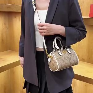 2026 RetroBoston Bag Women Fashion Versatile Temperament Crossbody Shoulder Handbag Hot Sale Casual Bag