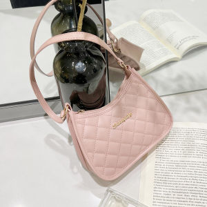 กระเป๋าสะพายข้างทรงสวย ยาว 21 cm มีให้เลือก 4 สี 2 แบบ *พร้อมส่ง*