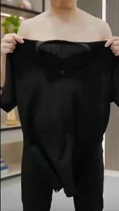 แขนสั้นผู้ชายใหม่สำหรับฤดูร้อน polo เสื้อเชิ้ตแขนสั้นผู้ชายแบบแจ็คการ์ด คอพับ ไม่ต้องรีด T เสื้อยืด