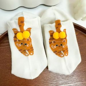 2Pairs 3D Cat Socks Women Cute Cotton Animal Crew Socks Mid Tube Non Slip Loose Sock Fashion Long Socks Comfort Cats Lovers Gift