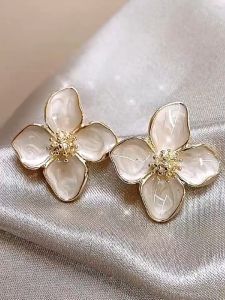 Anting Bunga Merah 洛神花红色花朵耳钉 Red Flower Stud Earrings 复古港风滴釉立体小花小众精致 French Vintage Fashion Jewelry