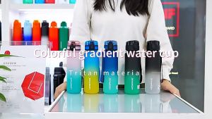 Uzspace Tritan Material US FDA Certified Negative Ion Gradient Colour Water Bottle