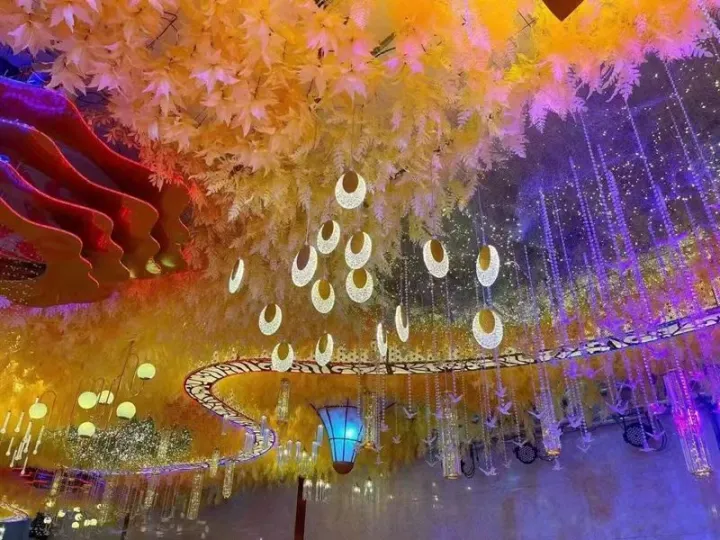 New%20wedding%20props%205-head%20LED%20pendant%20light%20wedding%20hall%20ceiling%20decoration%20wedding%20acrylic%20aisle%20guide%20light%20Christmas%20decoration%20-%20Image%203