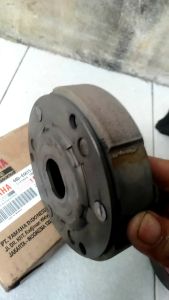 Kampas Ganda Xeon RC125/GT/Aerox 125 & Mangkok