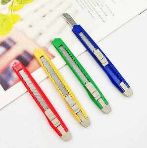 มีดคัตเตอร์ คัตเตอร์ ขนาดพกพา ใช้งานได้อเนกประสงค์ Cutter พร้อมส่งจากไทย