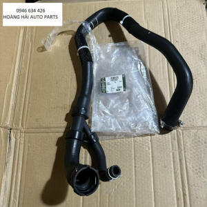 Ống nước dài 2 chạc Land Rover. Mã LR024236