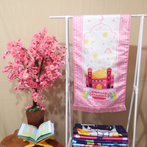 Sajadah Rumbai Free Custom Nama Anak Sejadah Premium Lapis Busa Anti Slip Hadiah Kado Ulang Tahun Anak