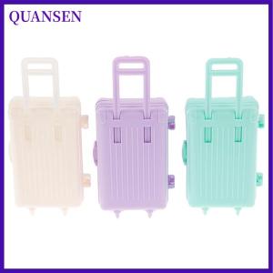 QUANSEN 1pcs New dollhouse Miniature กระเป๋าเดินทางพลาสติก Trunk Travel ของเล่นตุ๊กตาอุปกรณ์เสริม