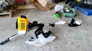 Dàn láp chân vịt kèm động cơ TU33 chạy thuyền chạy xuồng chạy Ca nô . Động cơ đẩy chạy tàu ghe thuyền hơi Cắt Cỏ Chế