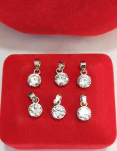 Liontin desy perak 925 sepuh emas putih