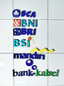 LOGO SEMUA AGEN BANK/LOGO BCA | LOGO BNI | LOGO BRI | LOGO MANDIRI | LOGO BSI | LOGO AKRILIK SEMUA BANK