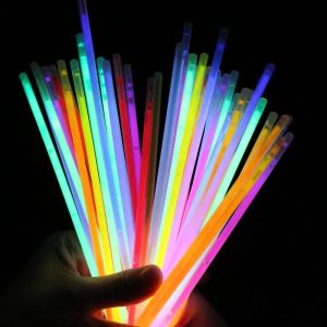 🎉Brand New Upgrade🎉Glow Stick Gift Connector DIY Bracelet Concert Light Stick Glow in The Dark Party Supplies