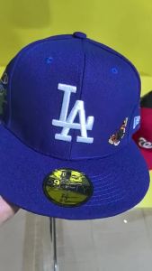 สไตล์อเมริกัน SOX.LA.NY.AS หมวกเบสบอลปักลายแบบปิดเต็มตัว สไตล์ลำลอง ทันสมัย ฮิปฮอป หมวกปีกแบน