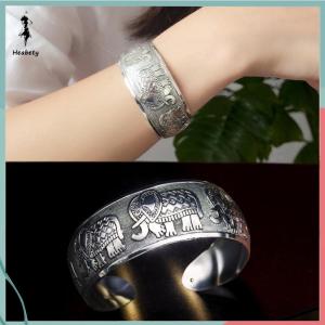 ส่วนลด 10 บาท สำหรับการซื้อ 1 ชิ้น สร้อยข้อมือสไตล์โบฮีเมียนย้อนยุคสีเงินแบบกว้างสำหรับผู้หญิงสร้อยข้อมือแฟชั่นเปิดดอกไม้แกะสลักเครื่องประดับวินเทจสไตล์โบฮีเมียน