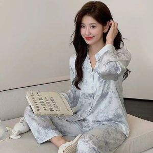 1 bộ lụa băng ngủ cho phụ nữ lỏng lẻo Pijama in phong cách Hàn Quốc + eo cao dễ thương lỏng giản dị quần Homewear