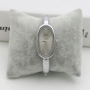 JACAUY Elegant Bracelet Watch Luxury Gold/Silver Quartz Watch High Quality Roman Dial Wristwatch for Women
