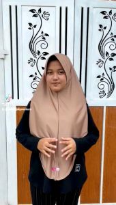 Aulia Hijab Kerudung Olahraga Jumbo