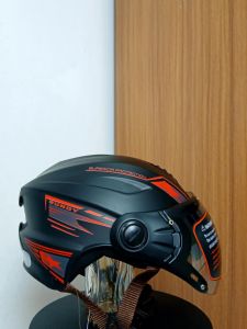 Nón bảo hiểm mũ bảo hiểm nửa đầu Sundy dáng gù nón bảo hiểm xe điện xe máy kính chống xước chống UV vòng đầu 56-60 cm AKycare