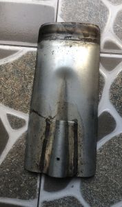 Lưỡi len bằng tole tráng kẽm inox có tháp với luõi cưa dùng để xúc đất đào đất