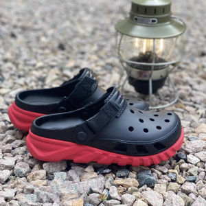 Giày sục crocs chuẩn xịn chống hôi chân nhựa tế bào êm mềm đúc liền khối siêu bền đi mưa lội nước đi biển Crocs band Duet Max II clog màu  đen đỏ