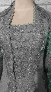 Set Kebaya Pesta Kebaya Brukat Murah + Longtorso + Rok Batik dan Slendang Keren