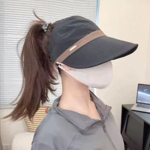 SERENEGLOW UV Protection Wide Brim Visor Hat for Women with Mask Hook Adjustable and Foldable Sun Cap for Outdoor Activities