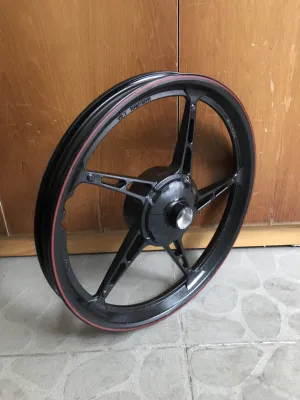 BÁN LẺ 1 CÁI MÂM-VÀNH ĐÚC 5 CÂY NHỎ TRƯỚC ĐÙM HAY ĐĨA HOẶC SAU LÊN ZIN CHO SIRIUS JUPITER TAURUS EXCITER 2006 2010 VÀ 4 SỐ 2011-13(1 CÁI)