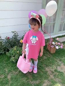 Discover the Perfect Summer Girls' T-shirt Skirt Set: Cinnamoroll & Clow M Hello