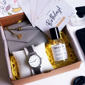 Hampers Ramadhan Murah Paket Lebaran Idul Fitri Untuk Cewek Kado Hadiah Ulang Tahun Hadiah Anniversary Kado Kelulusan Kado Untuk Ibu