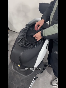 Universal Motorcycle Seat Cover Four Season Leather Seat Cushion Cover Waterproof Sunscreen Elastic Seat Cushion