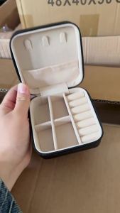 Jewelry Storage Portable Earrings Ring Necklace Storage Case For Women Jewelry Organizer Display Case