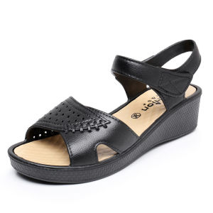 [Free Shipping] Womens Summer New Flat-Heeled Soft-Soled Non-Slip Casual Sandals for Middle-Aged and Elderly Women