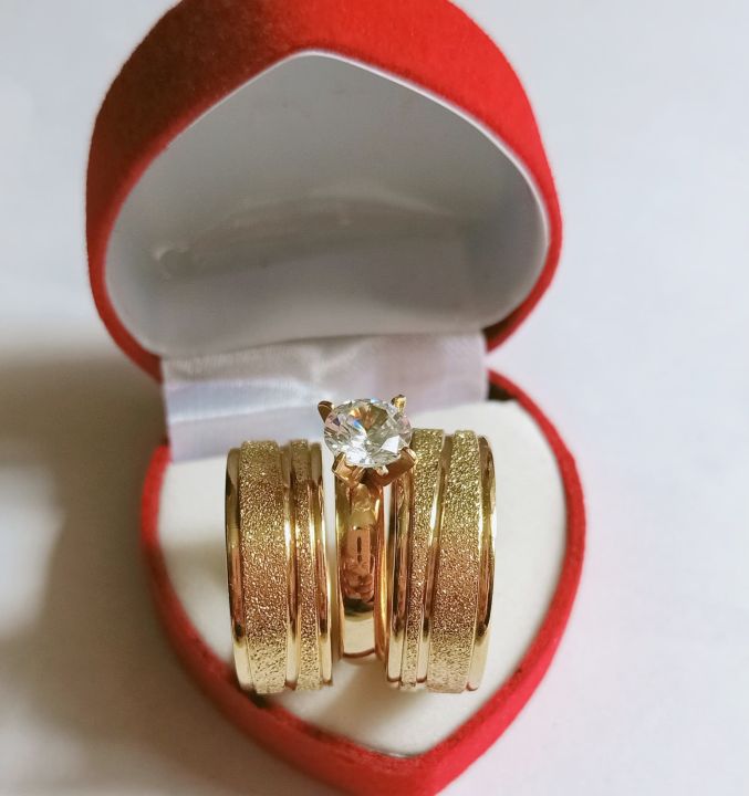 Vine 1 carat Round Cut Rutilated Quartz Solitaire Wedding Ring Set for –  Radhes.com