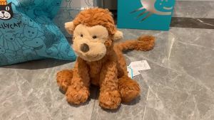 สหราชอาณาจักร JE ตุ๊กตาสุนัขพันธุ์ทงบูลี ตุ๊กตาขนนุ่ม ของขวัญขนาดเล็ก