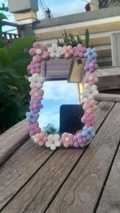 Cermin Lucu Motif Bunga Cermin Aesthetic Wanita Aksesoris Makeup Cermin Clay