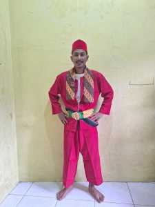 Baju pangsi dewasa setelan sabuk peci selendang golok mainan / baju pangsi dewasa / baju pangsi / baju silat dewsa / baju silat pakain tradisional / baju adat betawi / baju adat  tradisional dewsa / baju silat tradisional betawi