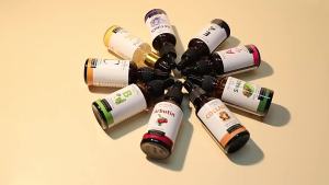 Cross-Border MOOYAM Snail Suwei E Retinol Arbutin Vitamin A Dimension B Vitamin C Essence Serum Facial Serum