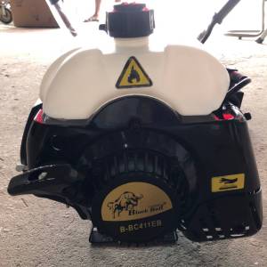 เครื่องตัดหญ้า กระทิงดำ #ก้านนาค 2 จังหวะ 2.5 แรงม้า อุปกรณ์ครบชุด ดึงเบา สตาร์ทติดง่าย ราคานี้รวมภาษีแล้ว