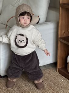 Baby clothes for autumn and winter Korean-style childrens clothing thickened winter wear boys fleece-lined lion patch outfit