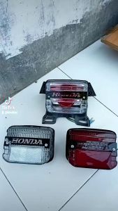 STOPLAMP LAMPU STOP BELAKANG ASSY BENING MODEL DIAMOND ASSY MERAH DAN ASSY BENING HONDA GL 100 GL 125 SET EMBLEM LOGO HONDA DAN PANGKON STOPLAMP