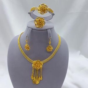 ดูไบสร้อยคอพู่ดอกไม้ตะวันออกกลาง 24k เครื่องประดับผู้หญิงชุบทองชุดสี่ชิ้นแฟชั่นอินเดียรุ่นใหม่