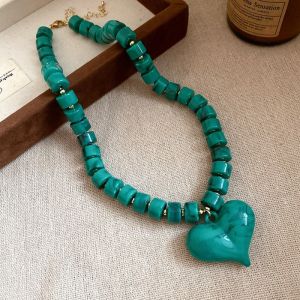 MIIQNUS Vòng cổ choker Dây chuyền trái tim tình yêu bằng acrylic Acrylic Hạt tròn Dây chuyền xương quai xanh nữ Đạo cụ chụp ảnh Hình trái tim Dây chuyền áo len Xuân Hè